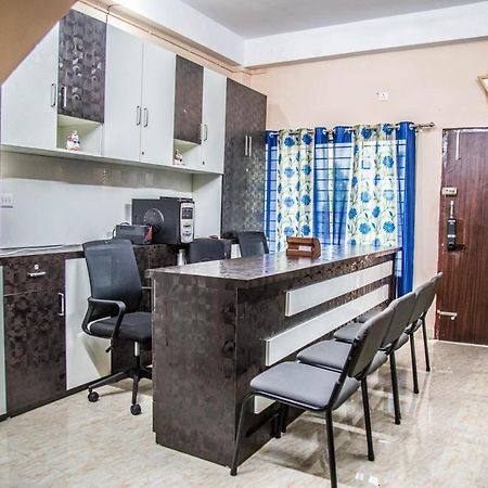 Хостел Jindal Residency Males Only Силигури Экстерьер фото